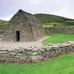 gallarus oratory dingle peninsula